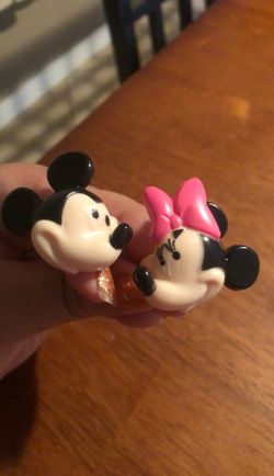 Minnie & Mickey ring cupcake toppers 24
