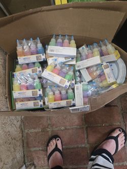 Puffy Chalk Paint NEW in PLASTIC