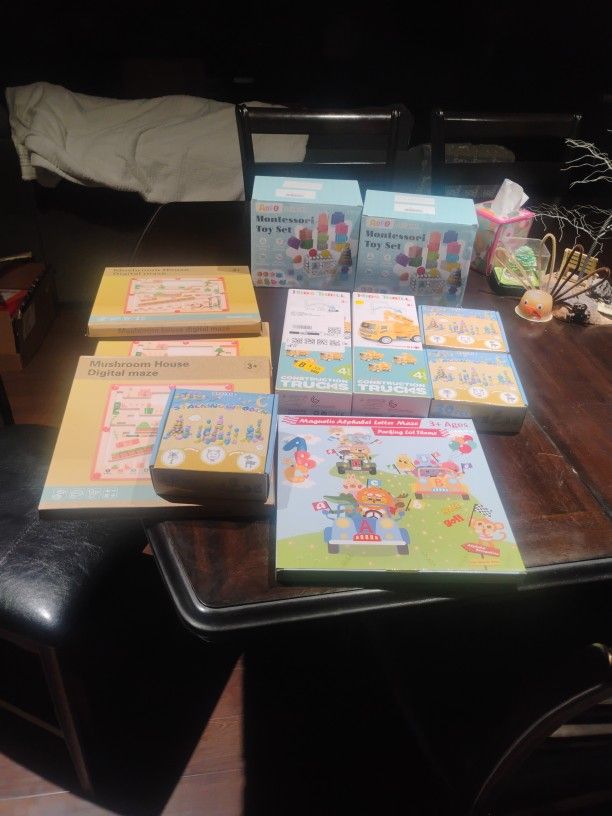 Montessori Learning For Infant & toddler