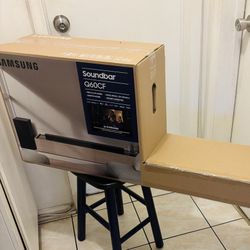 Samsung °Q60CF° Soundbar Home Theater (Dolby Atmos) Audio System - Premium Sound - Wireless Sub