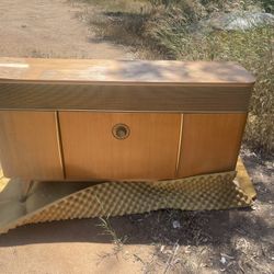 Grundig Mejestic Console