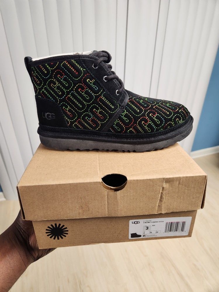 Size 3y New New UGG