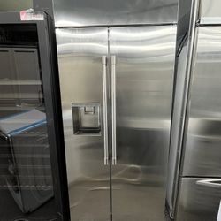 Built In Monogram Side By Side 36” Refrigerator Ice And Water