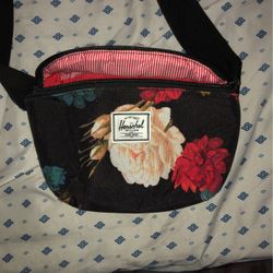 Flower Phanny Pack