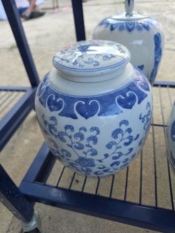 Blue and White Ceramic Ginger Jar with Lid