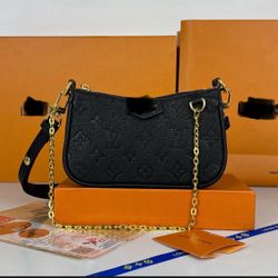 Women’s handbag