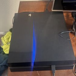 Gold Hen PS4 With One Controller 