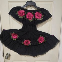 Girl's beautiful Mexican Dress ( small) reseda ca 91335