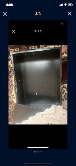 Selling black table