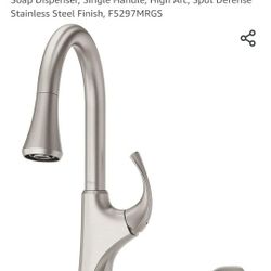 Calandine Pull-Down Sprayer Faucet 