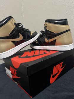 Gold Toe Jordan 1
