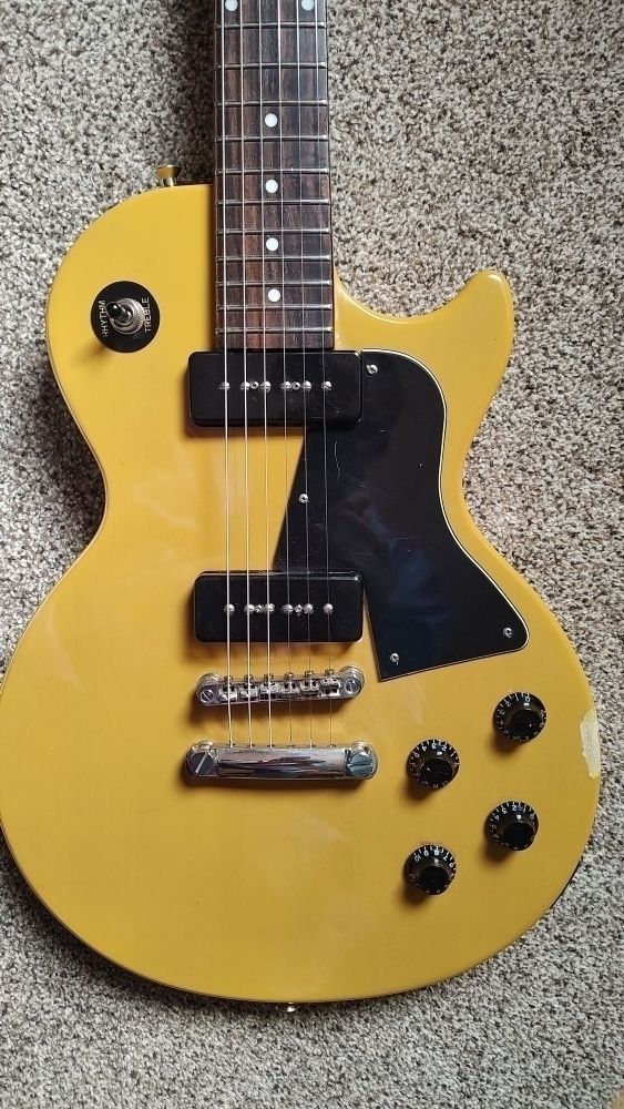 Les Paul Model Epiphone Guitar