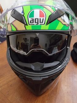 AGV K3 SV ROSSI MUGELLO 2017 Helmet for Sale in Palm Desert, CA - OfferUp AGV K3 SV ROSSI MUGELLO 2017 Helmet for Sale in Palm Desert, CA - OfferUp