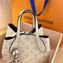 Louis Vuitton Tote Bag