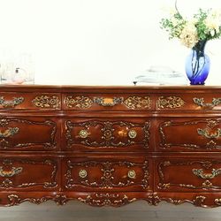 Vintage Carved mahogany cherry wood 9 chess Dresser