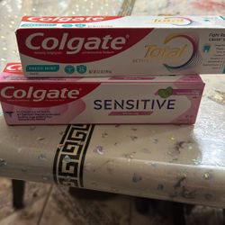 Colgate Toothpaste  Cada Uno 3.99