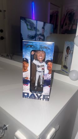 DAVE ROBERTS BOBBLEHEAD GIVEAWAY 2026