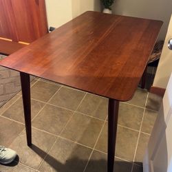 Wood Dinning Table