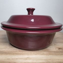 Pampered Chef Burgandy Stoneware Casserole Dish w/ Lid – 6 Cup (1.5L)