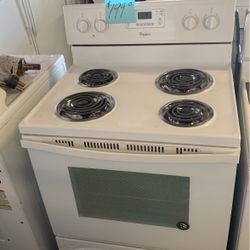 Whirlpool Coil Top Stove Range Oven White Excellent  .      Warehouse pricing.   Warranty  . Delivery Available . 2522 Market st. 33901