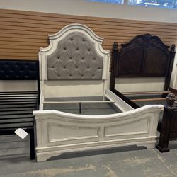 White And Grey Queen Size Bed (in Store)