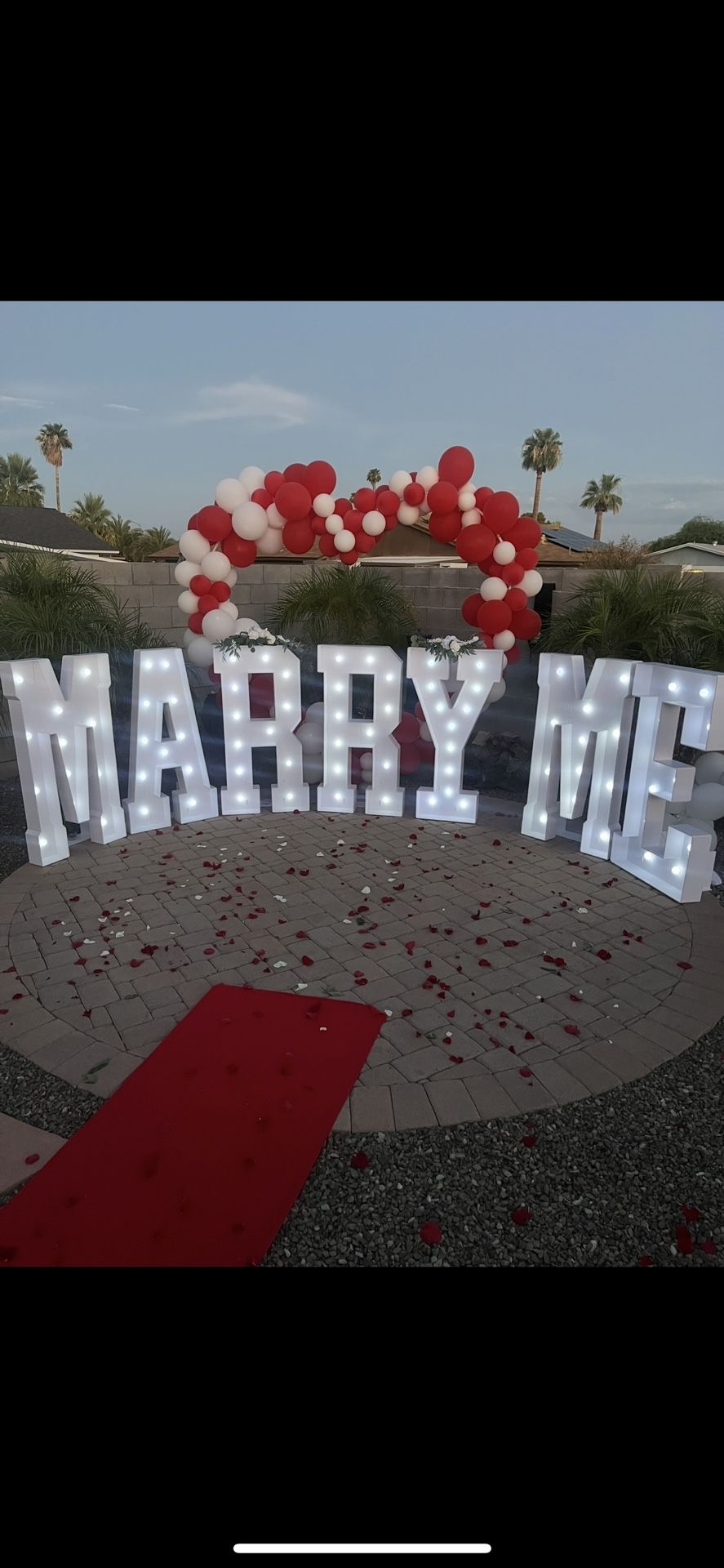 Marquee Letters “Marry me”