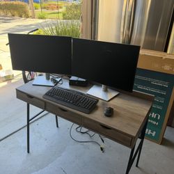 24” Dual Monitor Setup With Dell Docking Station