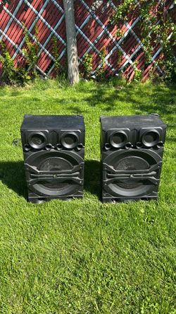 2 set speakers E. Edison