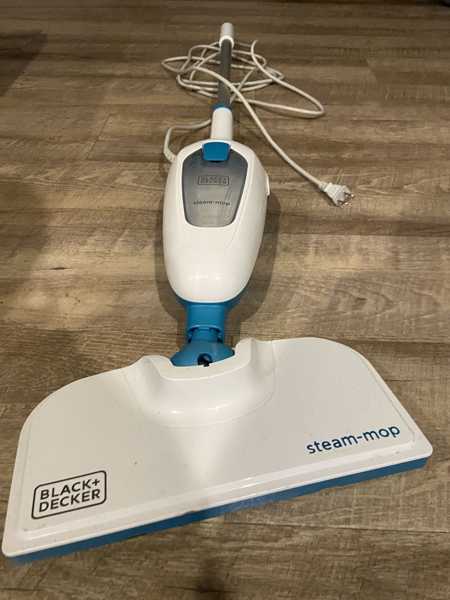 black & decker steam mop
