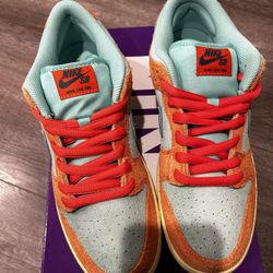 Nike SB Dunk Low Noise Aqua Size 10