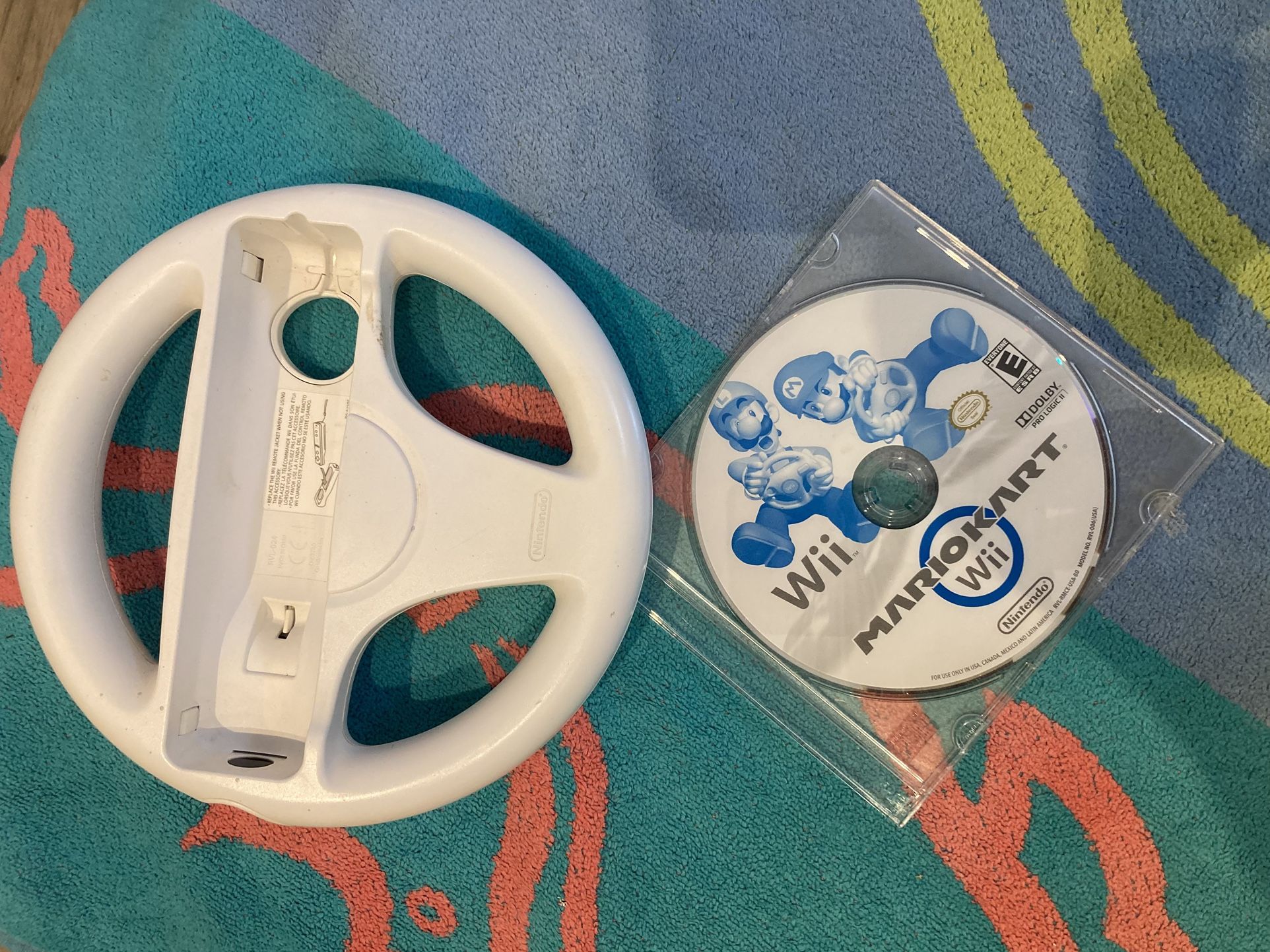 Wii: Mario Kart Game Disc and Wheel