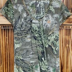 Realtree Girl Camouflage Shirt - Size Large