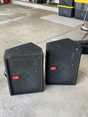 JBL SR 4735X 2 Speakers, 2 Speakers, 2 subwoofers, 2 monitors, 2 QSC power amplifiers, & more $2,500 • IN STOCK • HOMER GLEN, IL
