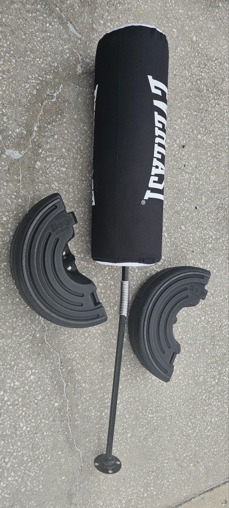 Reflex Punching Stand Like New