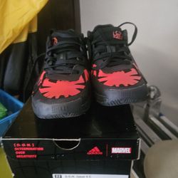 Brand New Adidas Marvel x D.O.N. Issue #4 Kids Basketball Shoes 13K