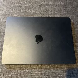 Apple MacBook Air Midnight Black 15 Inch 2023
