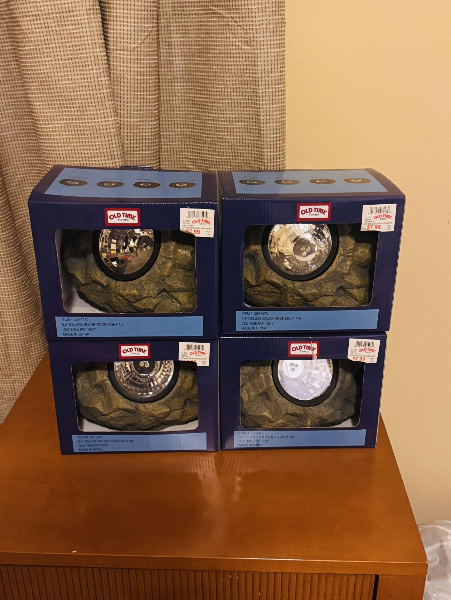 Old Time Pottery Deluxe Solar Rock Lights - Set of 4