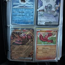 Pokémon Binder With 400 Pokémon Cards A lot Of Shiny Cards  45$ 