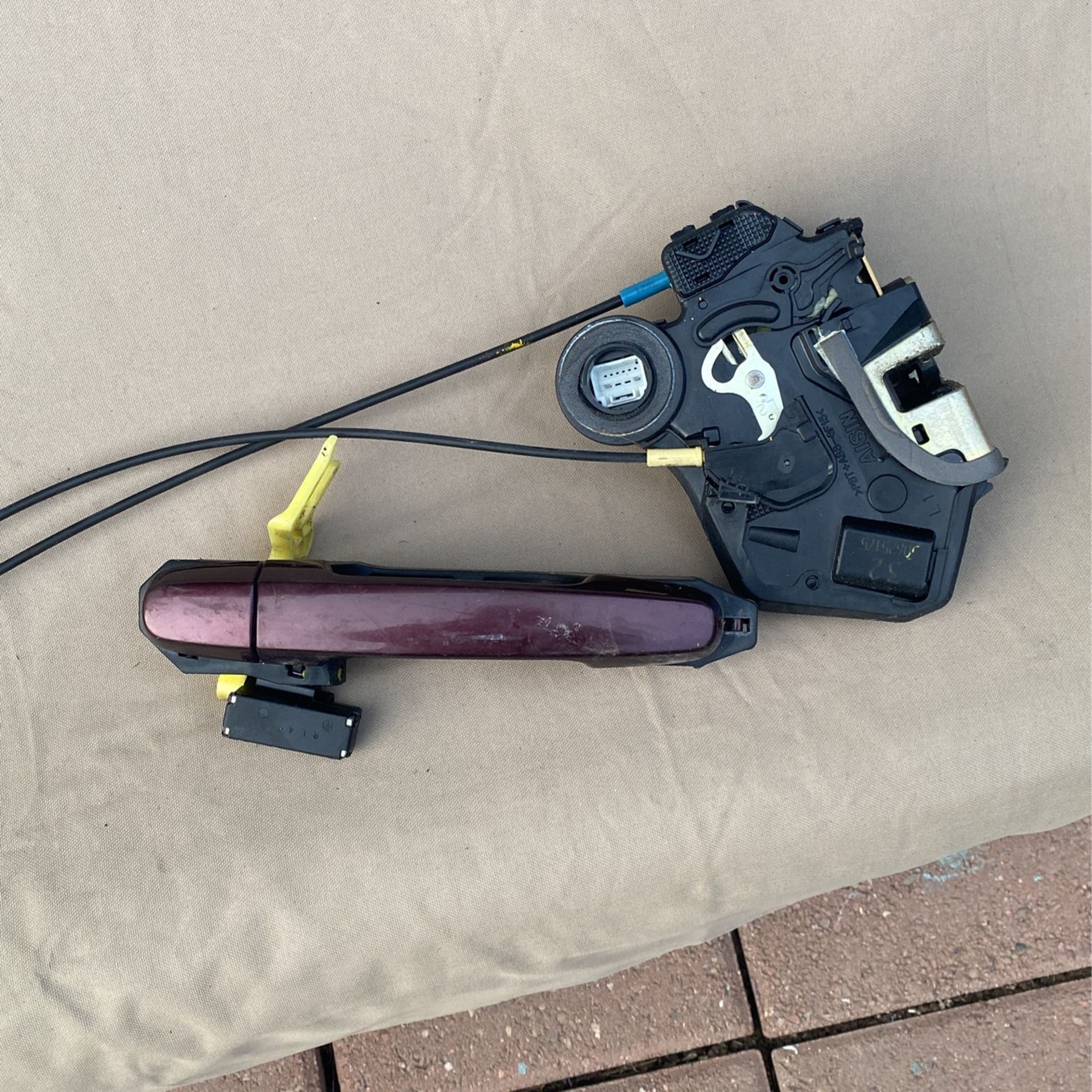 Scion XA REAR LEFT DOOR HANDLE AND ACTUATOR
