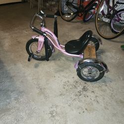 Used Girls Shwinn Tricycle 