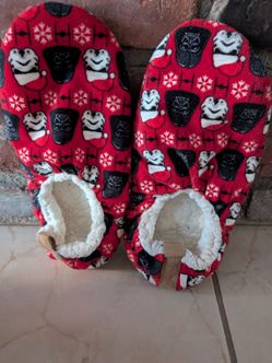 Star Wars slippers men's size XL