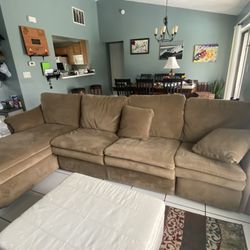 La-Z-boy L shape sofa, with a recliner and pull out bed.