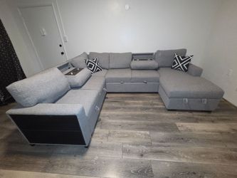 Gray U-Shaped Sectional Sofa with Storage Also CupHolder/Charging Station