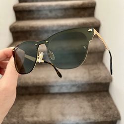 NEW original Ray Ban