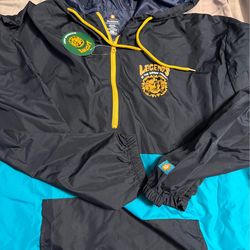 Legends of the hidden Temple nickelodeon box jacket size 2xl