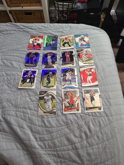 Football And Basketball Sports Trading Cards