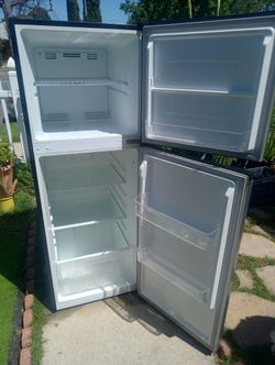 Refrigerator En Buenas Condiciones Enfría Bien 