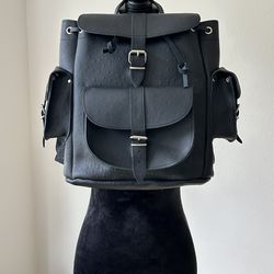 Grafea Hari Ostrich Black Leather Backpack