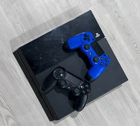 PS4 With Controllers