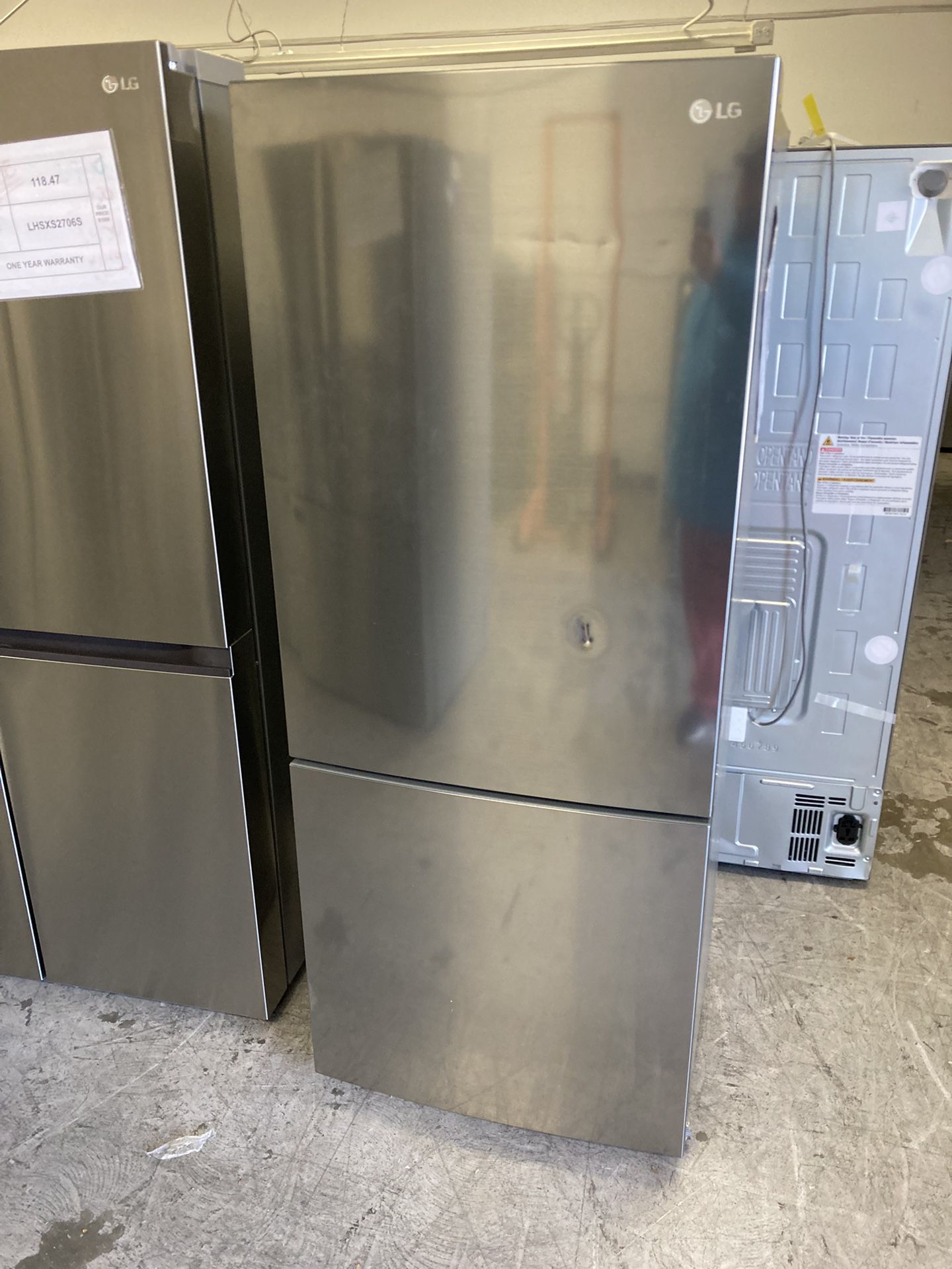 LG 15 cu. ft. Bottom Freezer Refrigerator 